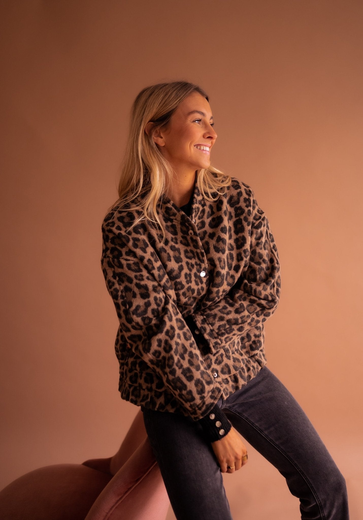 Marta™ | Chaqueta Corta con Estampado de Leopardo